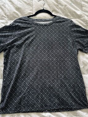 Lands' End Women's Size XL Geometric Medallion Print Short Sleeve T-Shirt